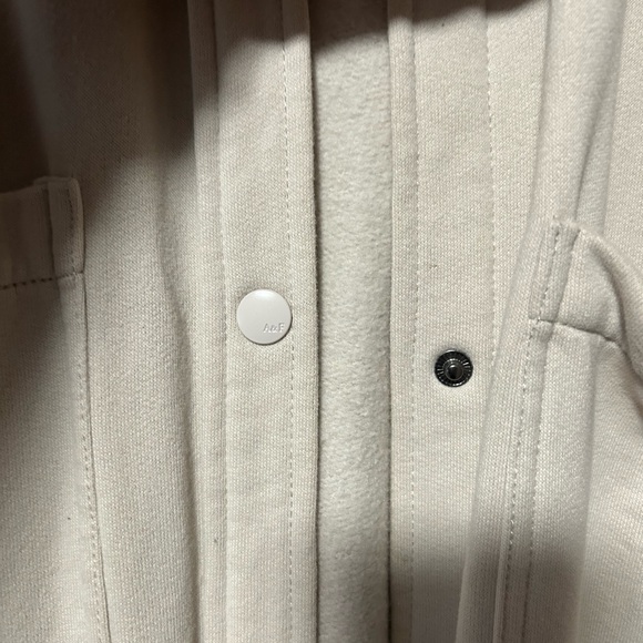 Abercrombie and Fitch Shacket - Picture 7 of 9